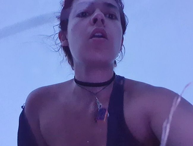 LinaWinter's Porno Video: Bis zur Dämmerung - auf dem Feldweg