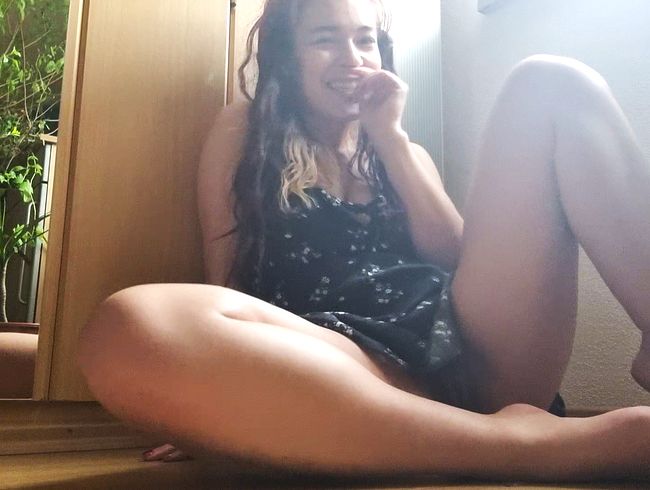 LinaWinter Porno Video: Mal wieder fast erwischt - Zurück zum Anfang