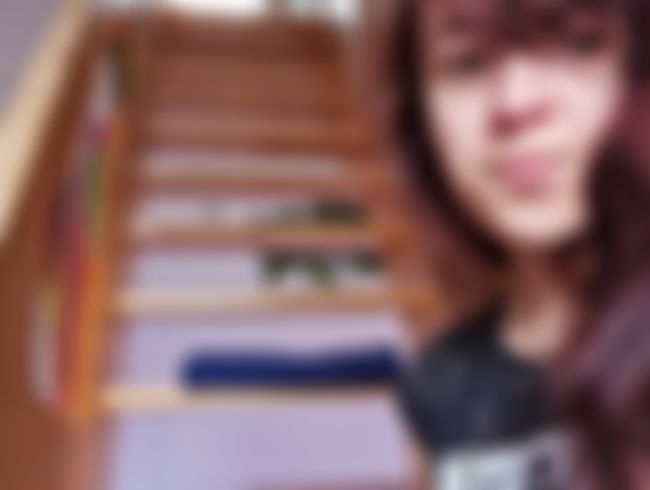 LinaWinter Porno Video: Mein ERSTER richtiger SQUIRT - Die TREPPE wird zum WASSERFALL